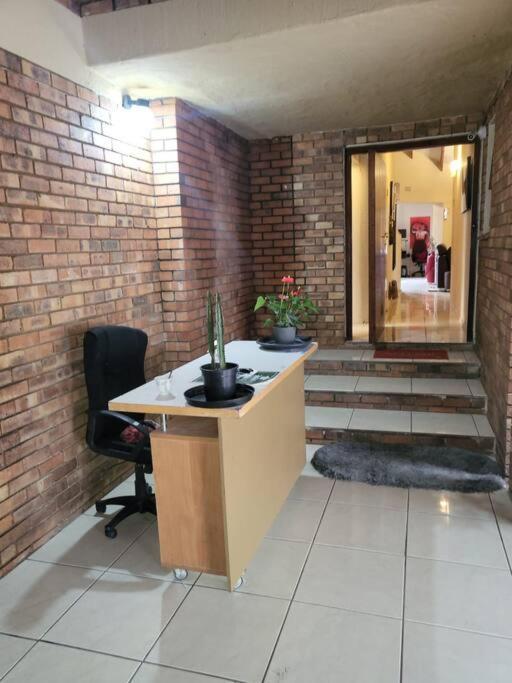 Albatrossways Lodge Sandton Luaran gambar