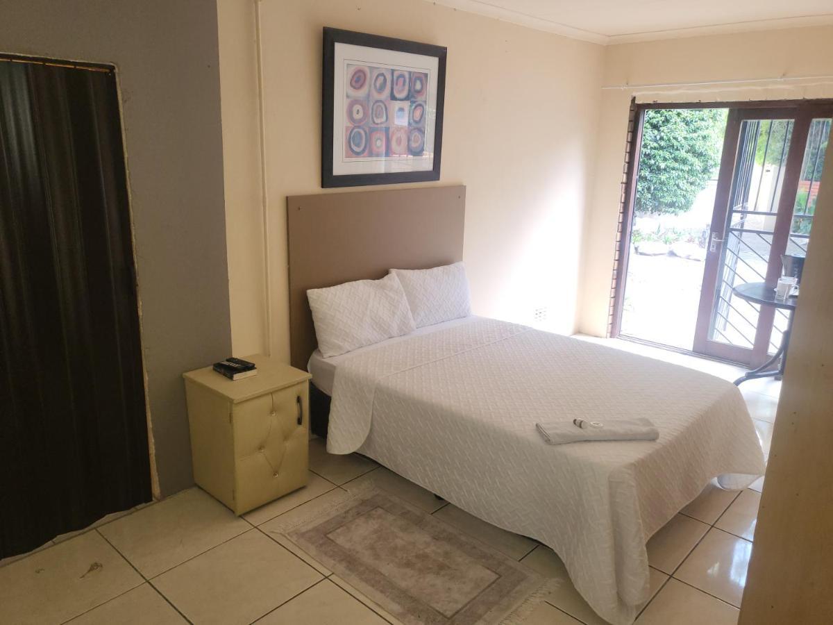 Albatrossways Lodge Sandton Luaran gambar